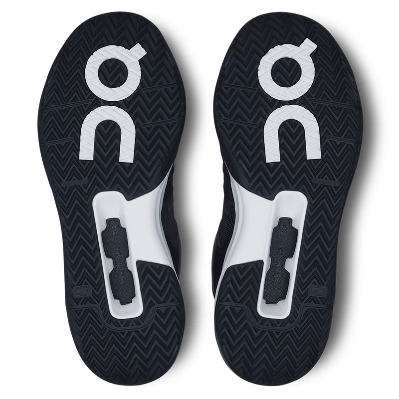 On Women's Clubhouse Pro Black/White 3WD30050299