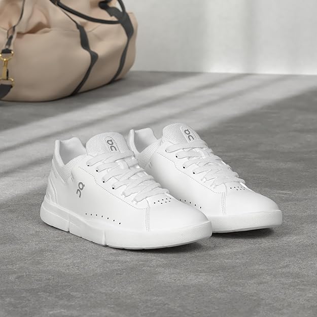 On Mens The Roger Advantage 1 All White 3MD10640108